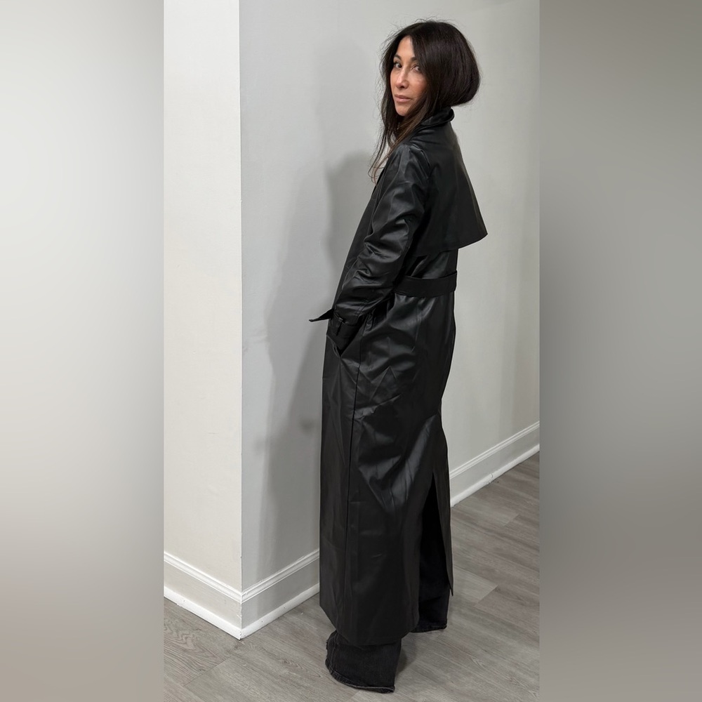 Black Fabulous Faux Leather Long Trench Coat - Picture 5 of 7